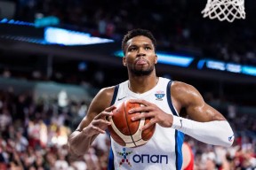 华体会网址-热火逆转南韩男篮，字母哥送出助攻