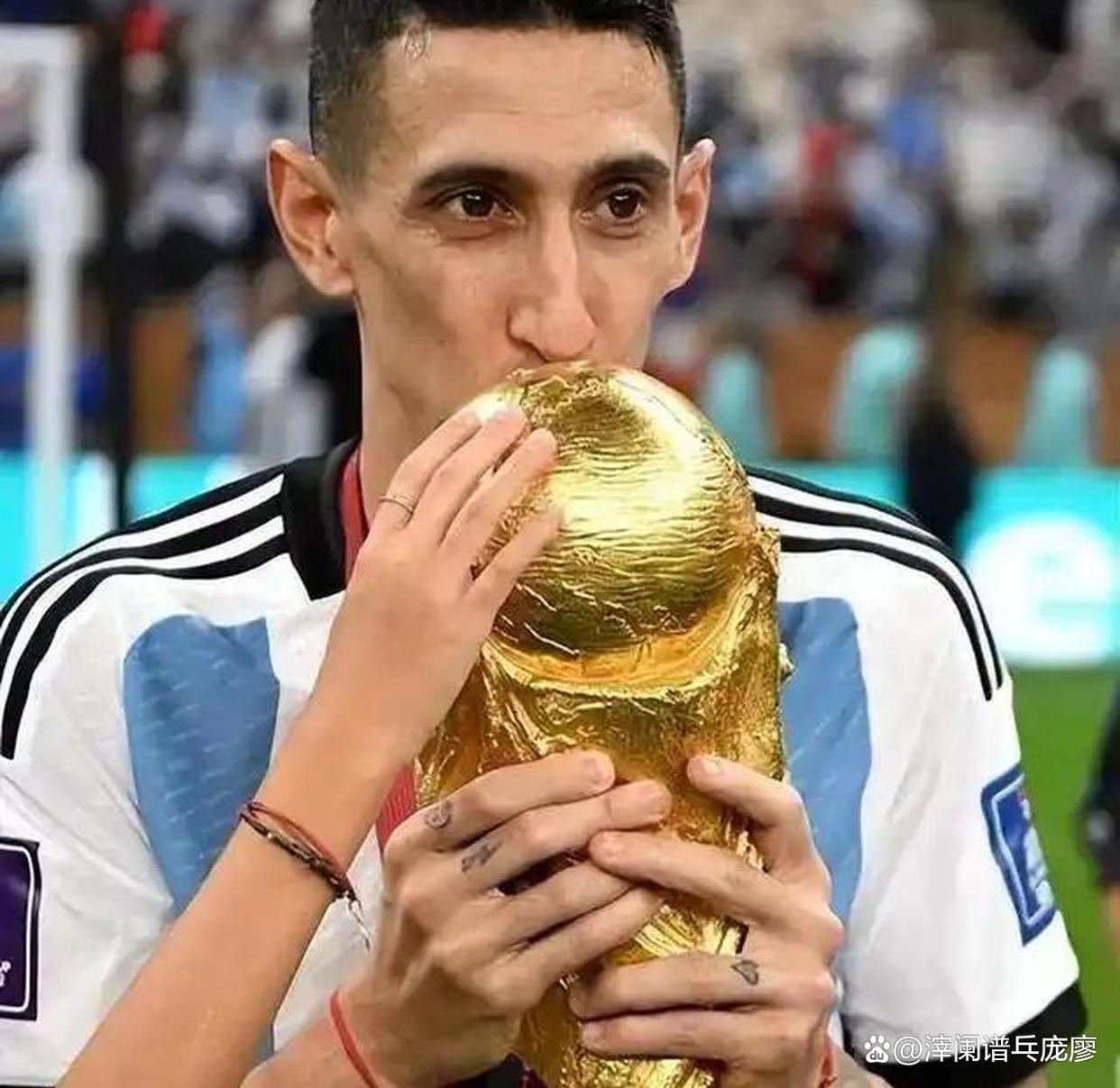 华体会登录-AC米兰绝杀切尔西，迪玛利亚梅开二度欧冠  第2张