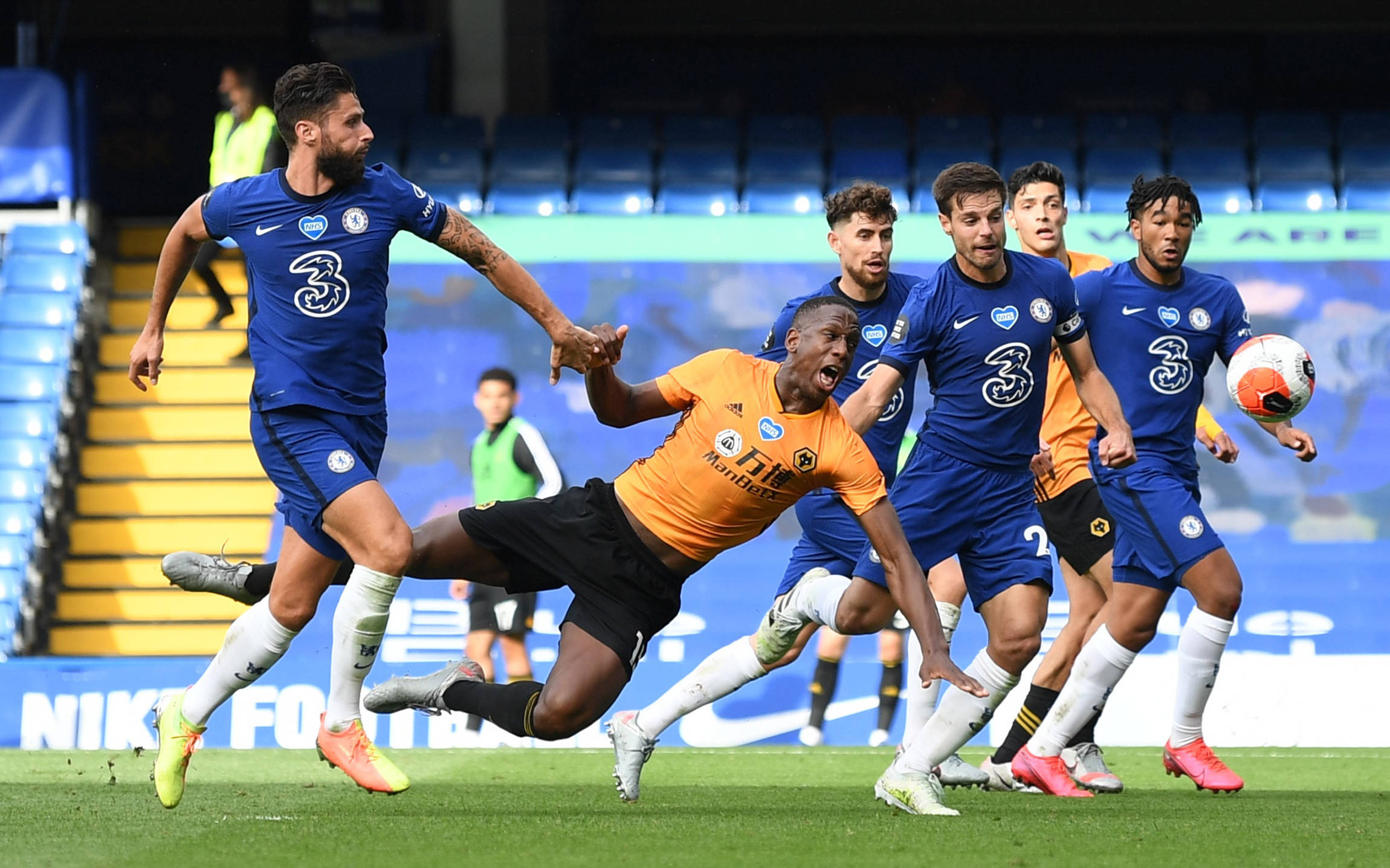 华体会登录-包含切尔西客场不敌对手，前四位置岌岌可危的词条  第1张