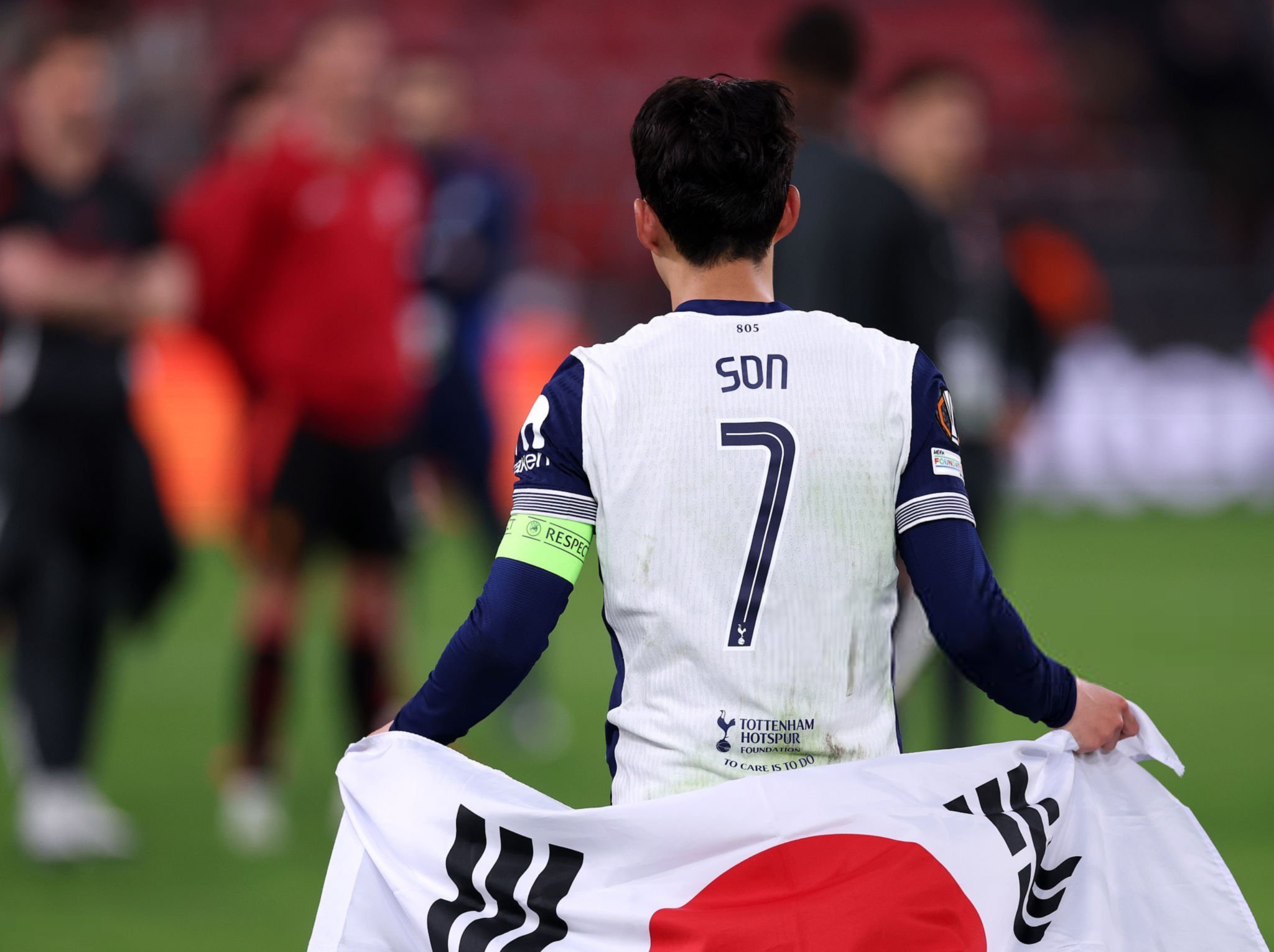 华体会-巴萨爆冷拜仁，孙兴慜送出助攻  第1张